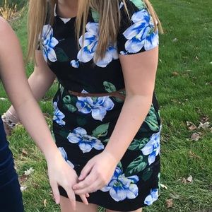 BANANA REPUBLIC Flower Dress